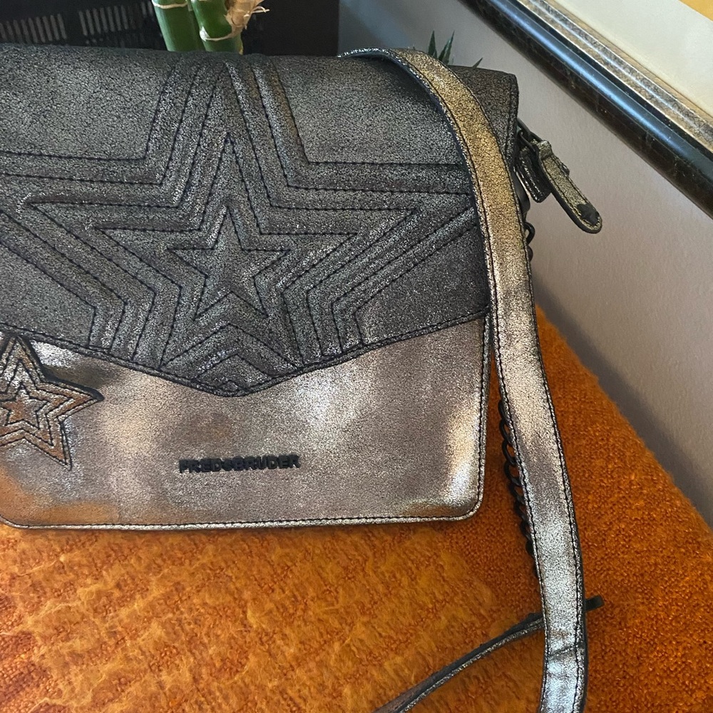 Cross body pocketbook in new condition